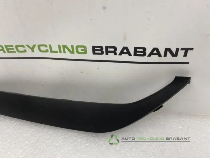 Zierleiste - 333b2ec6-f4b2-4b0c-acb2-4c8ceb8beba9.jpg