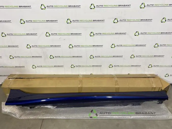 Zijskirt rechts BMW 2-Serie