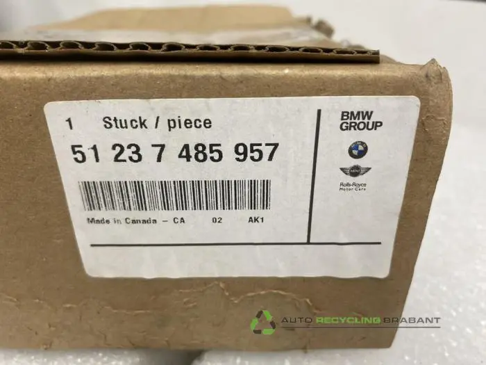 Bonnet lock mechanism - fe4c0ddb-49ef-4ade-89ae-85d747def5fd.jpg