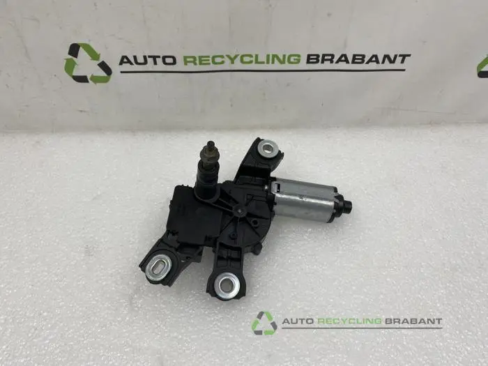 Ruitenwissermotor achter Volkswagen Tiguan