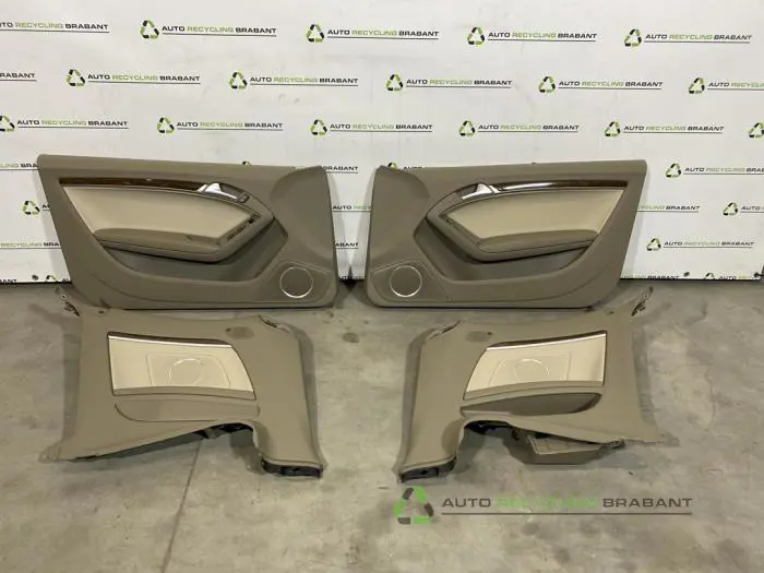 Türverkleidung 4-türig links vorne Audi A5