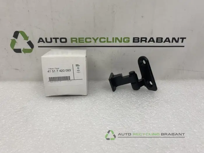 Scharnier deur links-voor BMW 5-Serie