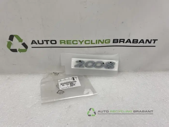 Embleem Peugeot 2008