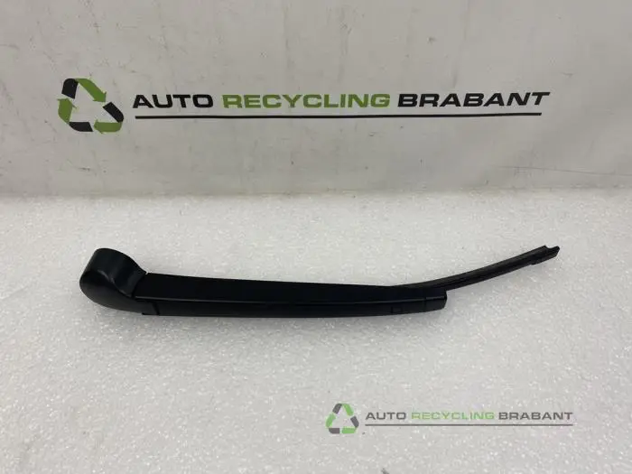 Ruitenwisserarm achter Volkswagen Golf