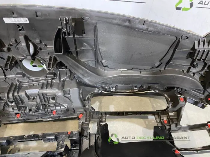 Dashboard - 28bae880-6094-437c-9ebe-f2a73578c357.jpg