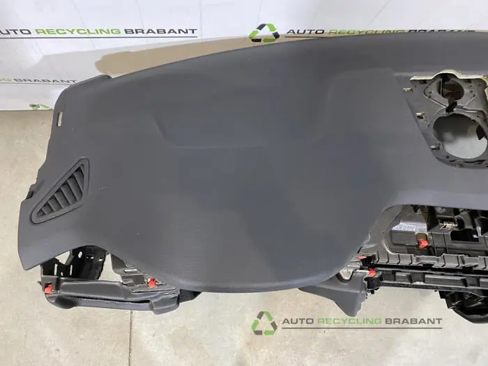 Dashboard - c17434f9-09b2-4512-9eba-66ae00e977b6.jpg