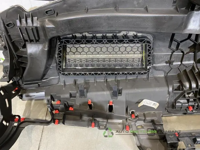 Dashboard - f396b63b-cd4b-40d7-856d-f635b93aeee3.jpg