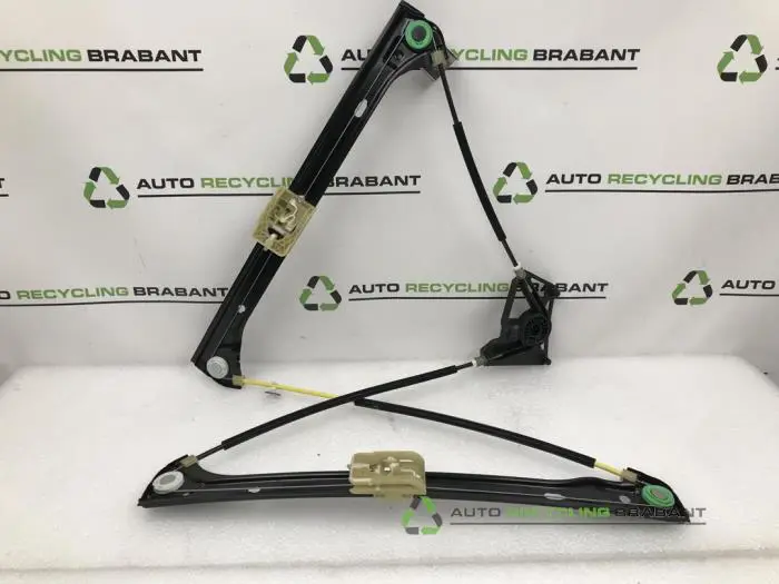 Ruitmechaniek 4Deurs rechts-voor Volkswagen Golf