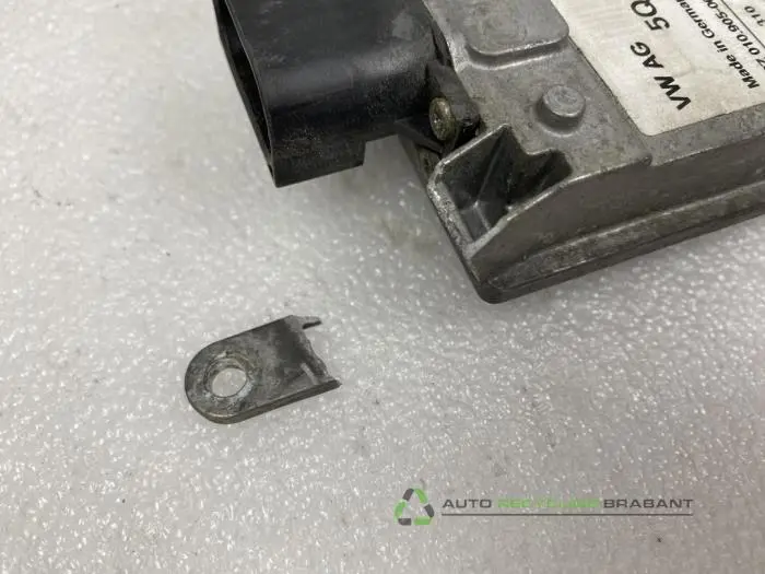 Radar sensor - c79cfa17-9cf5-4fb3-90e1-df794d02b8ec.jpg