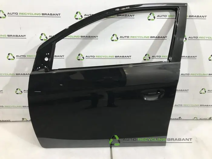 Portier 4Deurs links-voor Mitsubishi Space Star