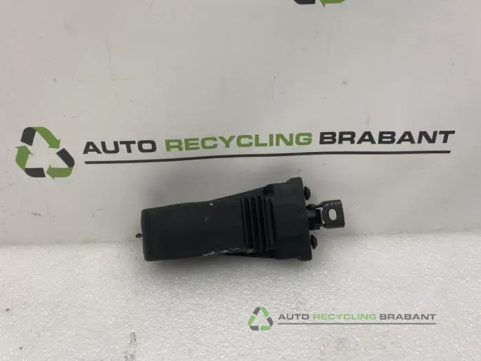 Deurvanger 4Deurs rechts-achter Audi Q2