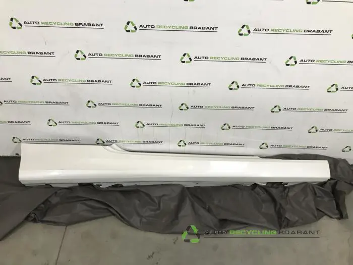 Zijskirt rechts BMW 3-Serie