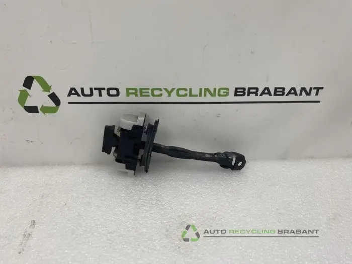 Deurvanger 4Deurs links-voor Opel Insignia