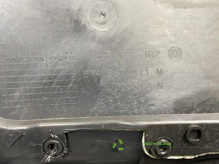 Türverkleidung 4-türig links vorne - 82df8f2f-6d69-4745-a7c8-9b448ba39797.jpg