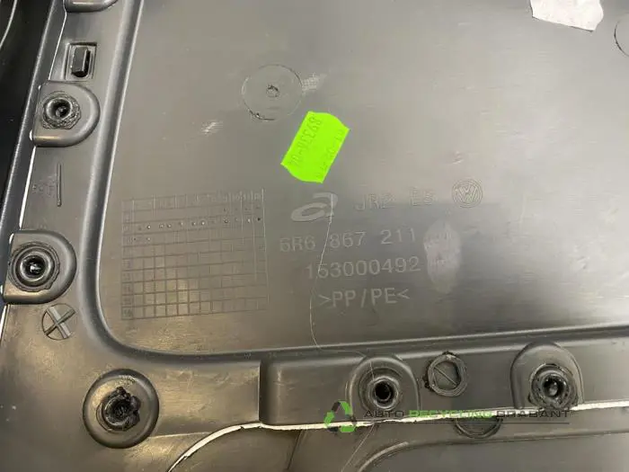 Türverkleidung 4-türig links vorne - af935921-3934-44c3-b29d-285a744f4ad4.jpg