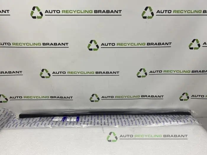 Dorpel rechts Volvo V90