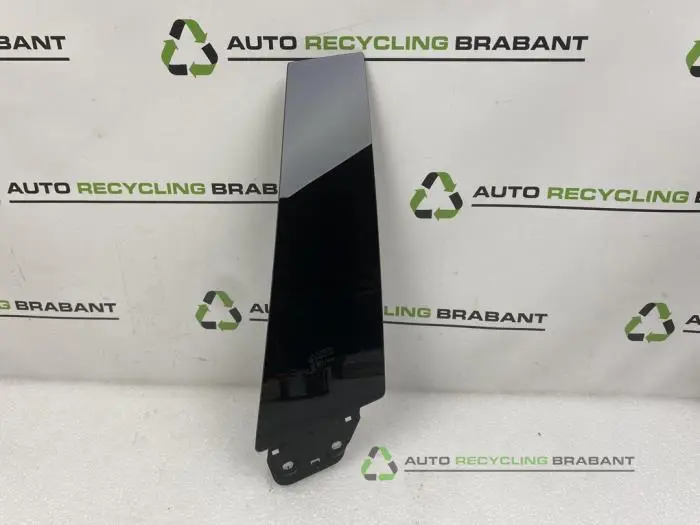 Stijl midden-links Porsche Taycan