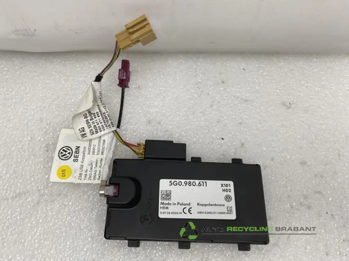 Drahtloses Ladegerät Volkswagen Golf