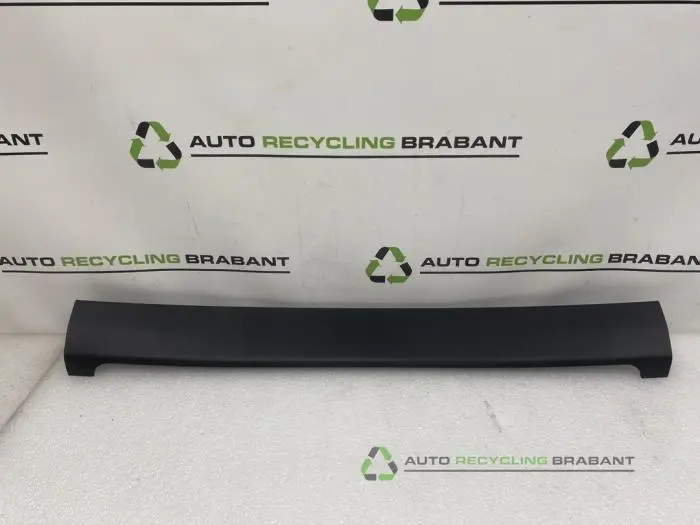 Bekleding Achterklep - 2cc77f97-9ab4-4aa7-9386-2db23944d5e0.jpg