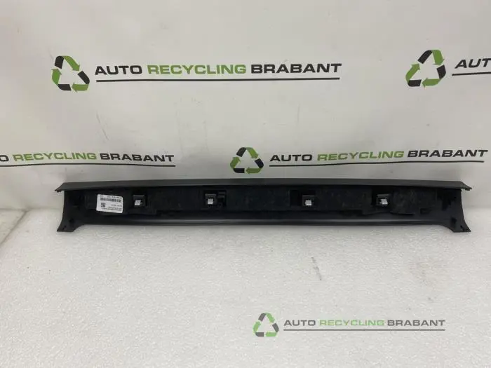 Bekleding Achterklep - 751ea0f6-3868-4d8f-9ea9-8f3b49172ac3.jpg