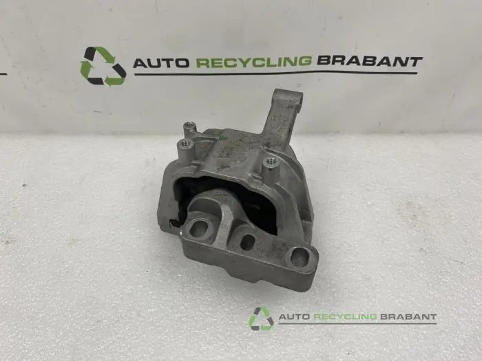 Motorsteun Volkswagen Tiguan