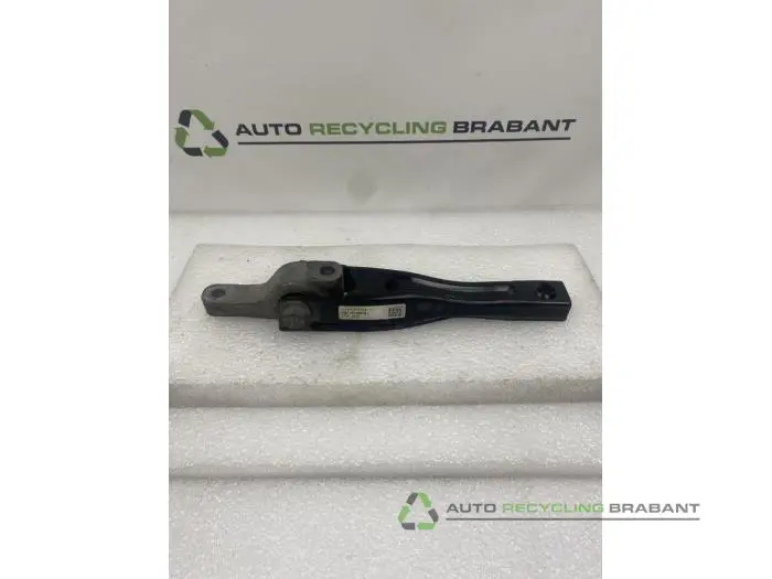 Motorsteun Volkswagen Golf