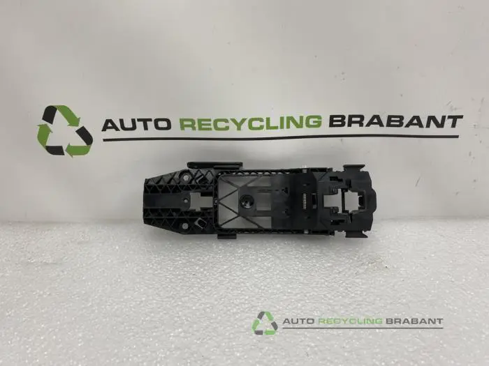 Front door handle 4-door, right Audi A3