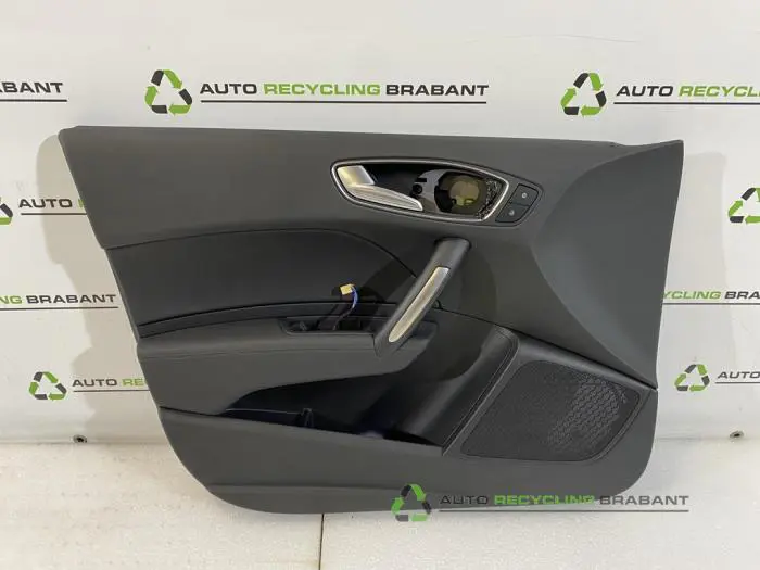 Türverkleidung 4-türig links vorne Audi A1