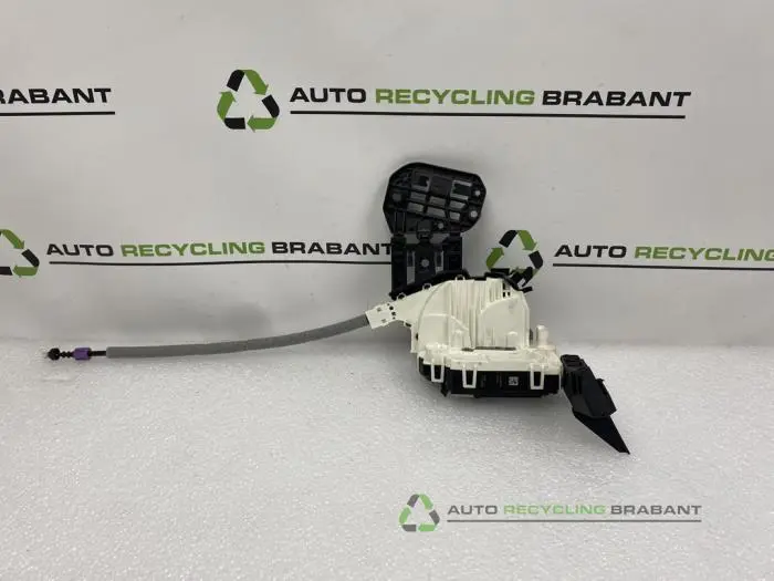 Deurslot Mechaniek 4Deurs rechts-achter Mercedes A-Klasse