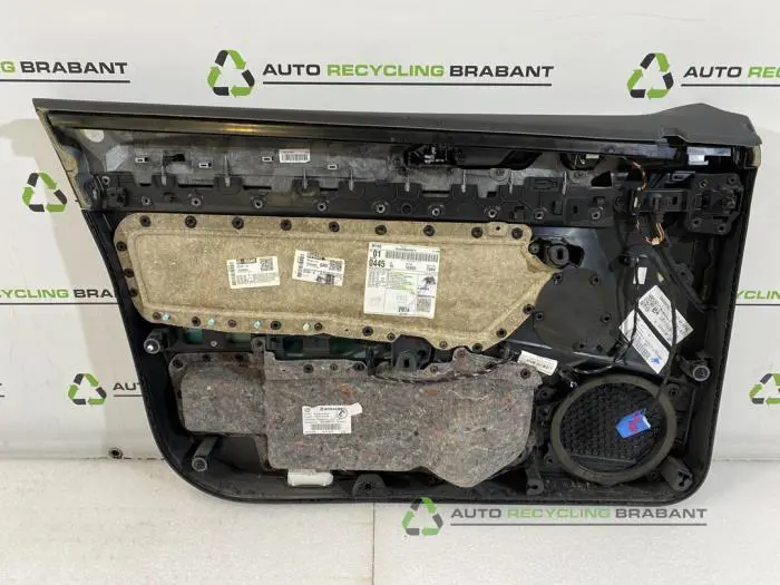 Türverkleidung 4-türig rechts vorne - 18c87ccd-4d88-4352-b7d2-214adadc8cf7.jpg