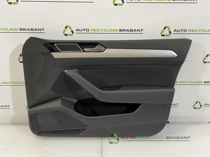 Türverkleidung 4-türig rechts vorne Volkswagen Passat