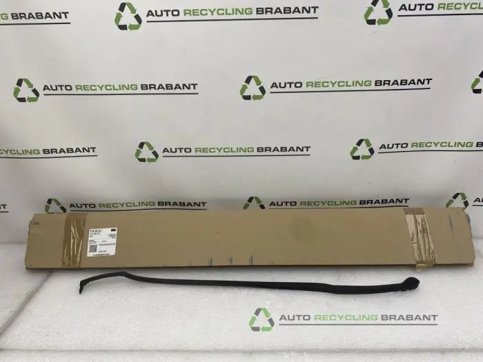 Joint caoutchouc portière 4portes avant gauche Porsche Panamera