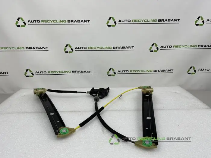 Ruitmechaniek 4Deurs rechts-voor Audi Q3