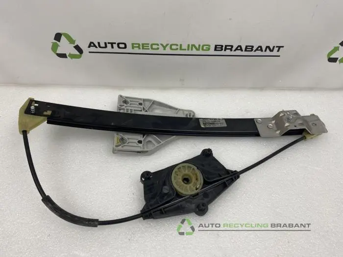 Ruitmechaniek 4Deurs rechts-achter Audi A4