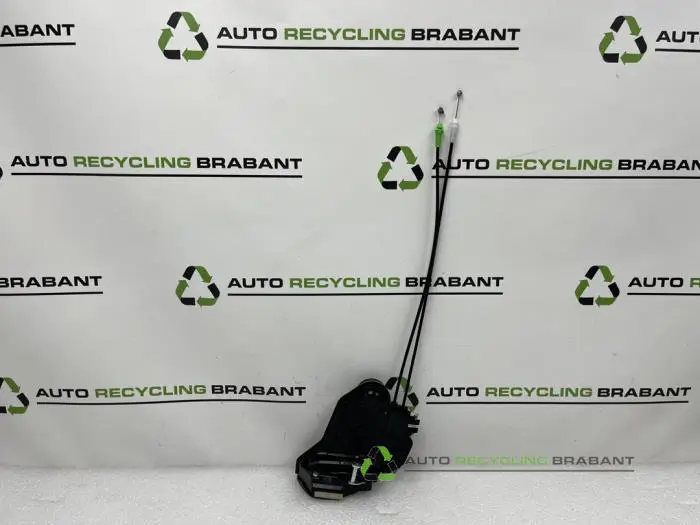 Deurslot Mechaniek 4Deurs rechts-achter Toyota Aygo