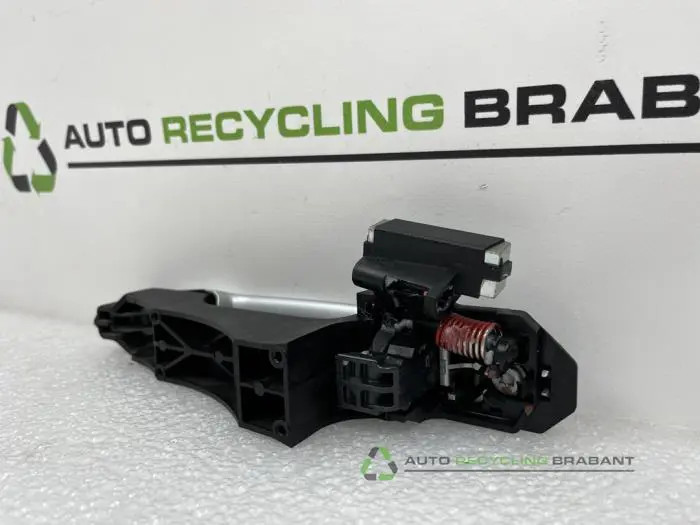 Portiergreep 4Deurs rechts-voor - 3f3a815b-9b8d-493c-a522-01df1a00c192.jpg