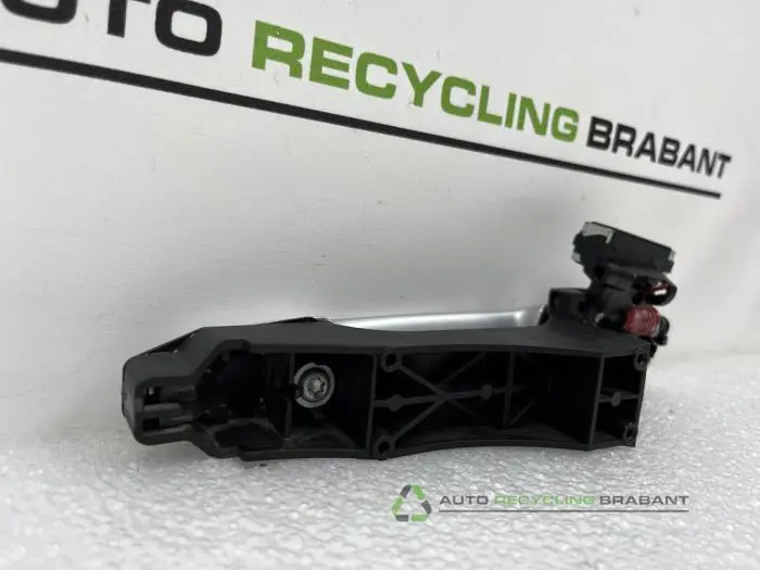 Portiergreep 4Deurs rechts-voor - fd1c2e4a-f02b-4371-82b6-c0a31b4ba73c.jpg