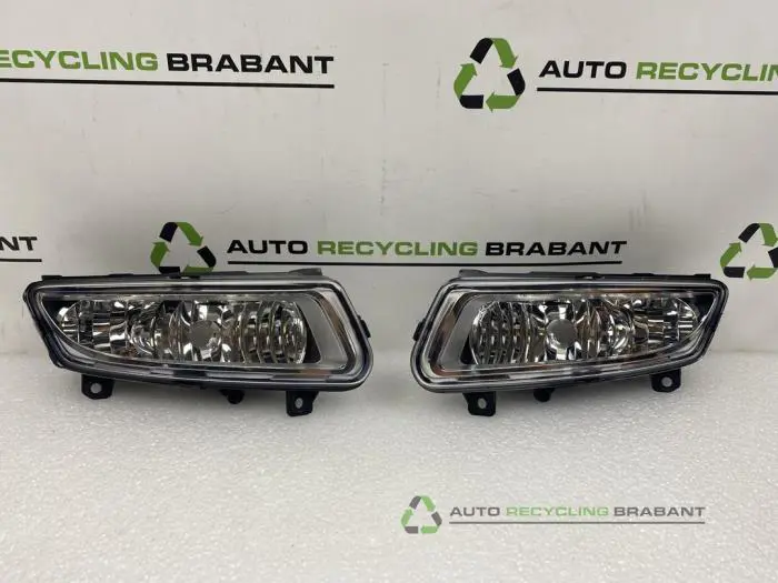 Mistlamp links-voor Volkswagen Polo