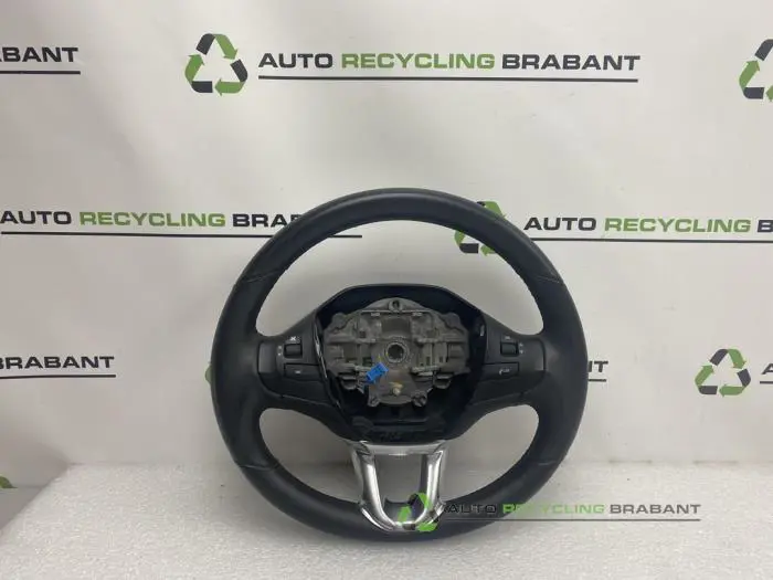 Stuurwiel Peugeot 2008