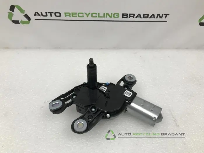 Ruitenwissermotor achter Volkswagen Golf