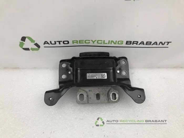 Motorsteun Volkswagen Golf