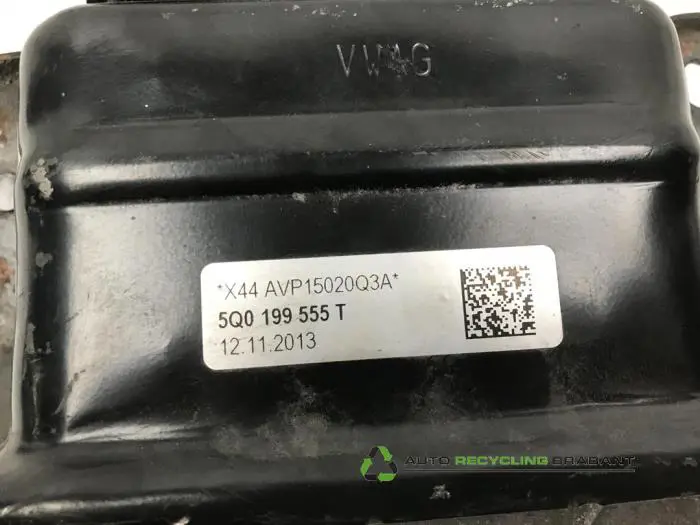 Engine mount - ab5ab9ed-27b2-48de-932b-bc46c7b72f43.jpg