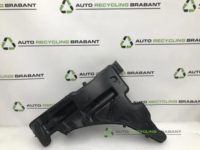 Ruitensproeiertank voor Audi A4