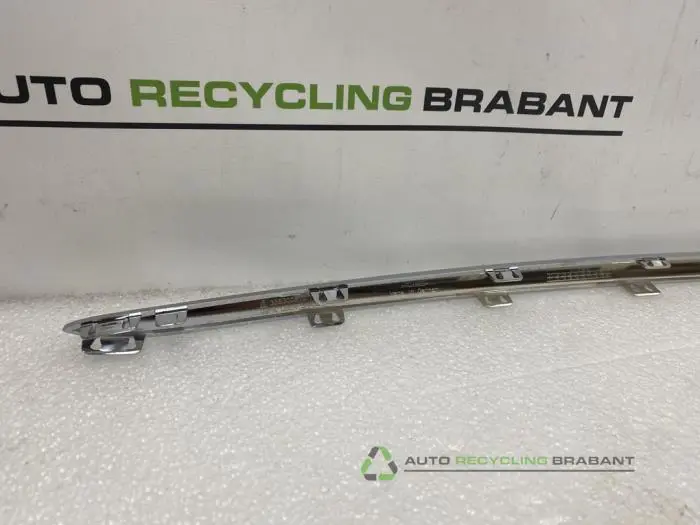 Sierstrip - 70c0e82c-40cc-4efc-95e2-555e18d74ec4.jpg