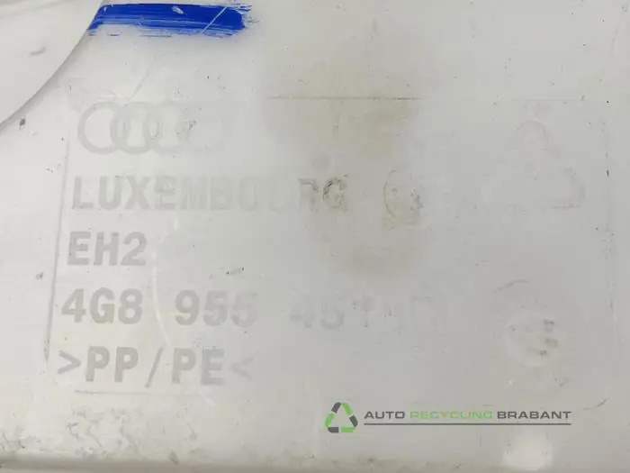 Ruitensproeiertank voor - 1396948c-febf-42a4-a46c-9ec5ee145ad7.jpg