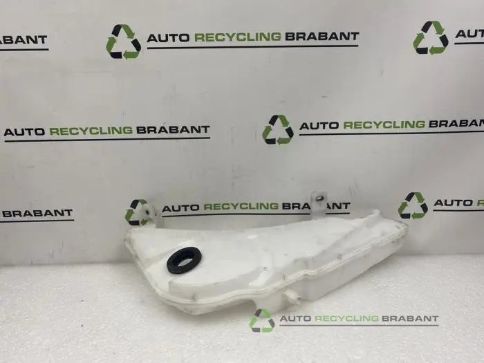 Ruitensproeiertank voor Audi A6