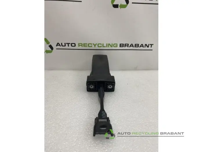 Deurvanger 4Deurs links-voor - 969f85f5-d0f8-46bc-bc6a-3b5d7117f37e.jpg