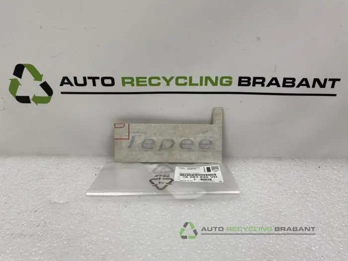 Emblem Peugeot Partner