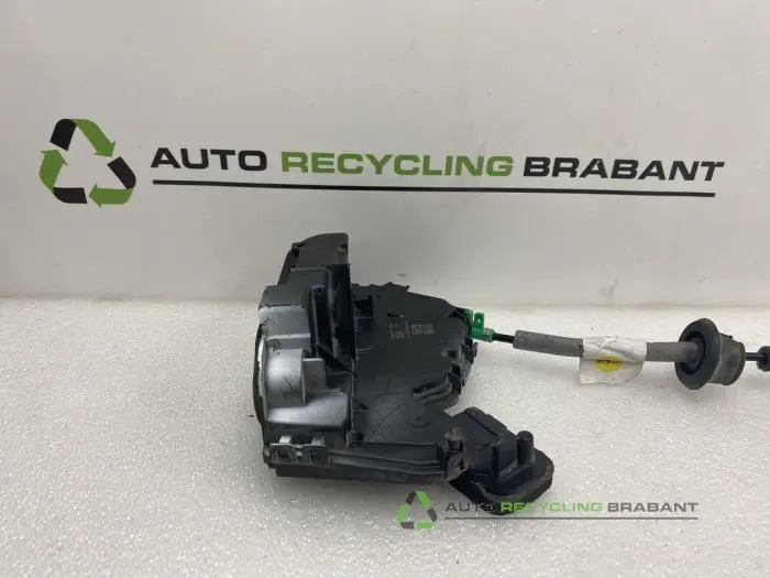 Deurslot Mechaniek 4Deurs links-voor Volkswagen Passat