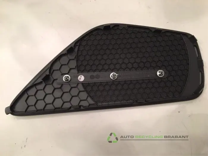 Speaker - 92146f25-7fef-49eb-8a8f-86b1592f2cd5.jpg